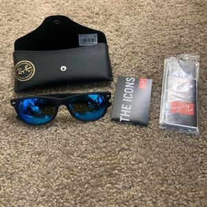 Rayban wayfarer blue flash lenses sunglasses